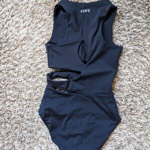 Five Dancewear Leo